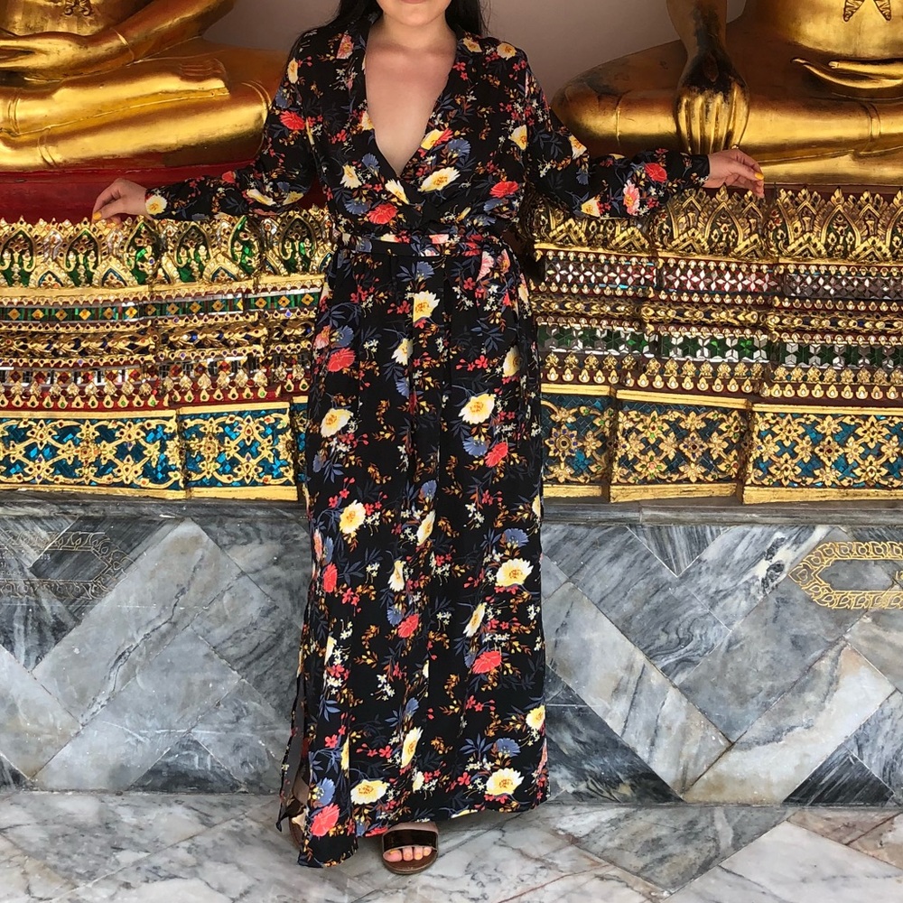 Beautiful Long floral dress. Size 4